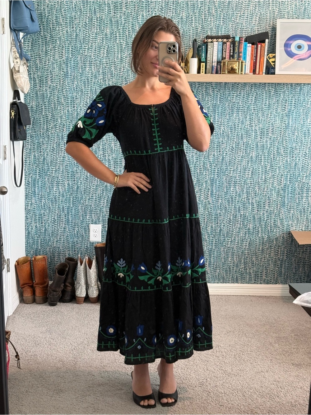 Roller Rabbit Lavandou Black Embroidered Floral Tiered Midi Dress size medium